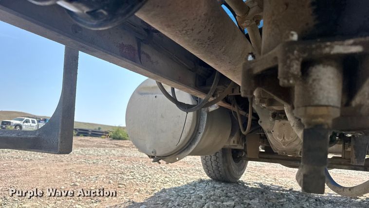 image for item ER2385 1997 Mack ready mix truck