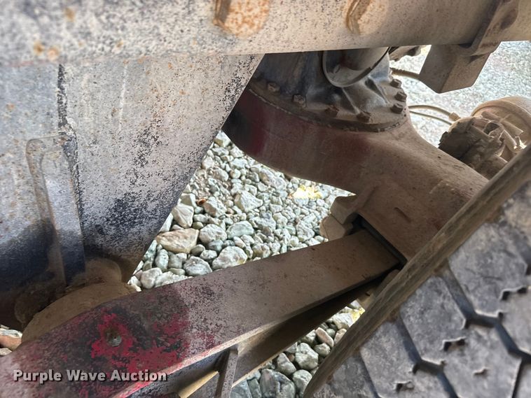 image for item ER2385 1997 Mack ready mix truck