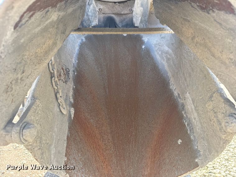 image for item ER2385 1997 Mack ready mix truck