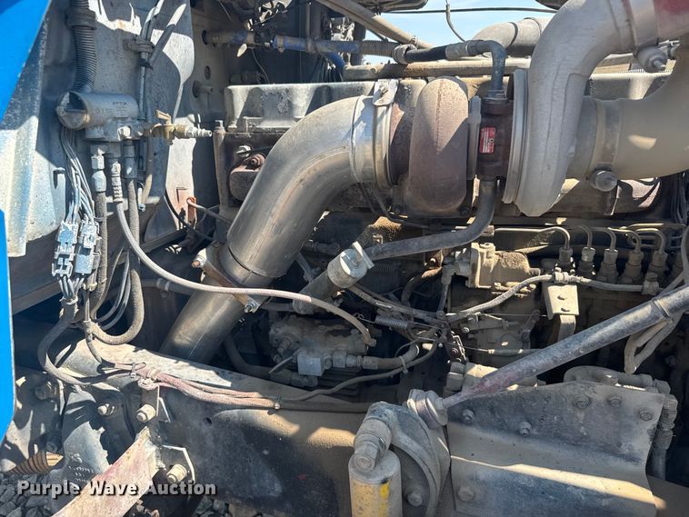 image for item ER2385 1997 Mack ready mix truck