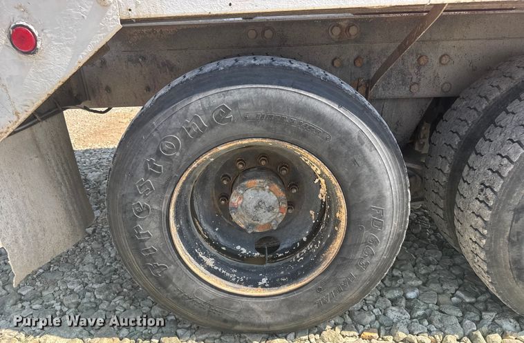 image for item ER2385 1997 Mack ready mix truck