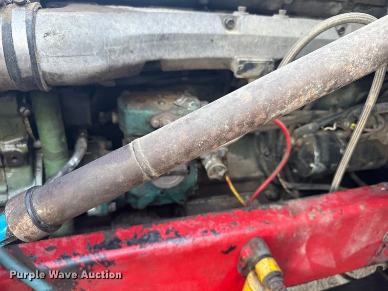 image for item ER2398 1990 Volvo GM WG64T semi truck