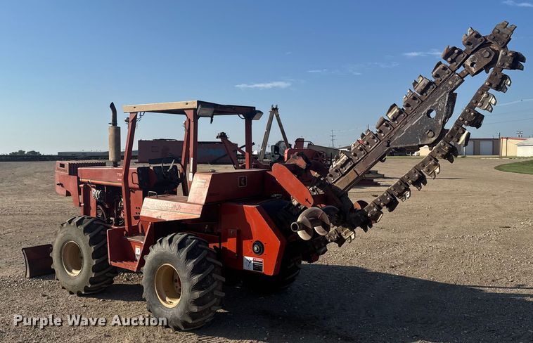 image for item ER2399 1991 Ditch Witch 7510 trencher