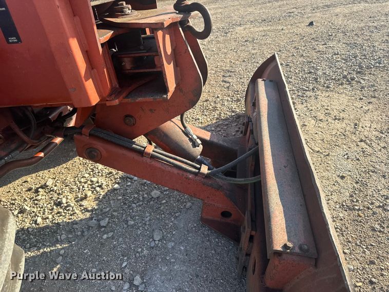 image for item ER2399 1991 Ditch Witch 7510 trencher
