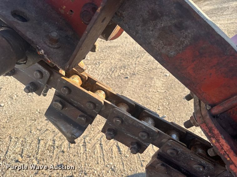 image for item ER2399 1991 Ditch Witch 7510 trencher