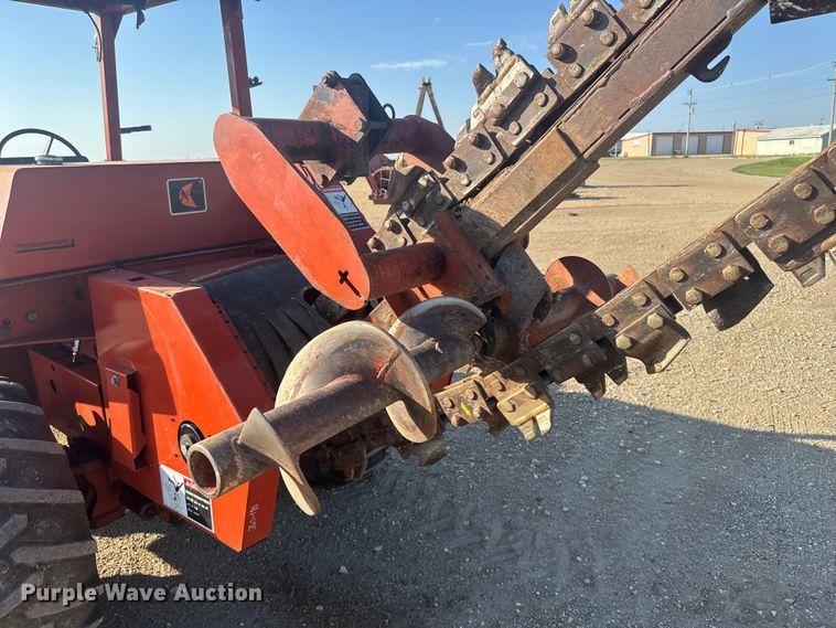 image for item ER2399 1991 Ditch Witch 7510 trencher