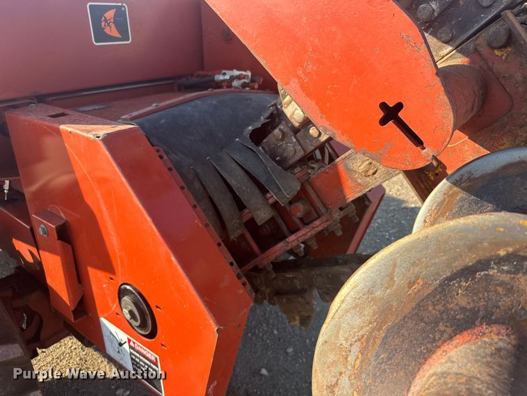 image for item ER2399 1991 Ditch Witch 7510 trencher