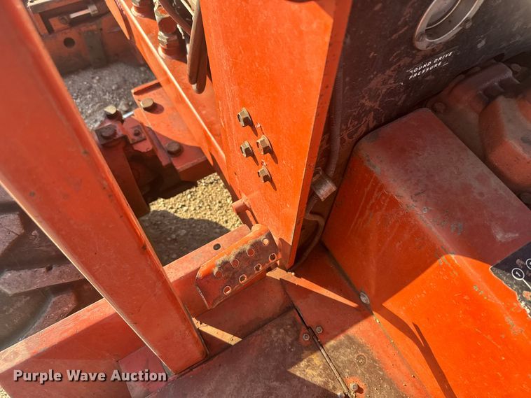 image for item ER2399 1991 Ditch Witch 7510 trencher