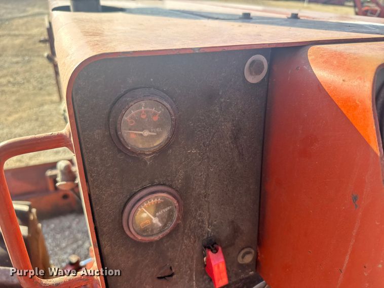 image for item ER2399 1991 Ditch Witch 7510 trencher