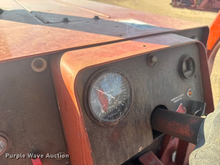 image for item ER2399 1991 Ditch Witch 7510 trencher