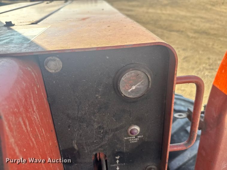 image for item ER2399 1991 Ditch Witch 7510 trencher