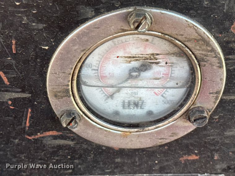 image for item ER2399 1991 Ditch Witch 7510 trencher