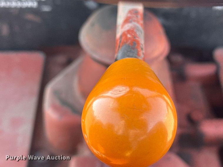 image for item ER2399 1991 Ditch Witch 7510 trencher