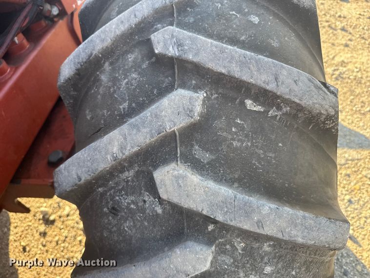 image for item ER2399 1991 Ditch Witch 7510 trencher