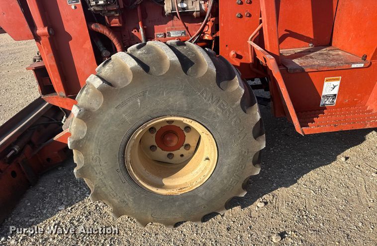 image for item ER2399 1991 Ditch Witch 7510 trencher