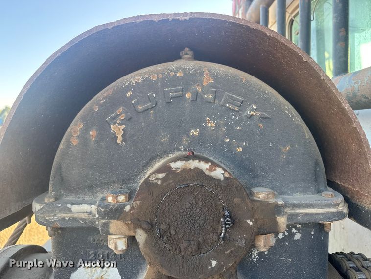 image for item ER2400 2006 Kenworth T800B winch truck