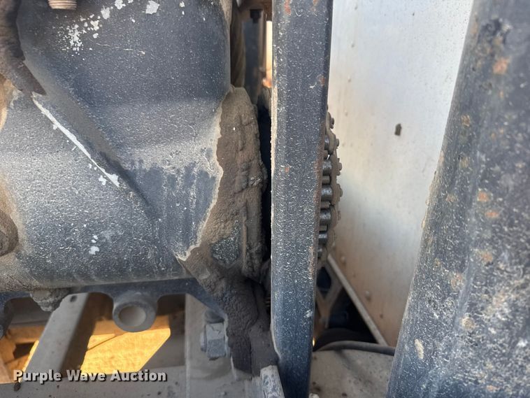 image for item ER2400 2006 Kenworth T800B winch truck