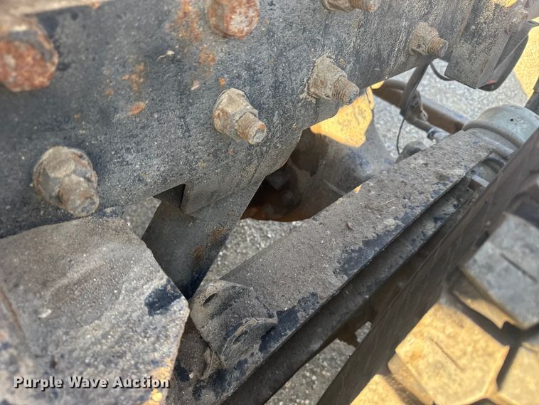 image for item ER2400 2006 Kenworth T800B winch truck