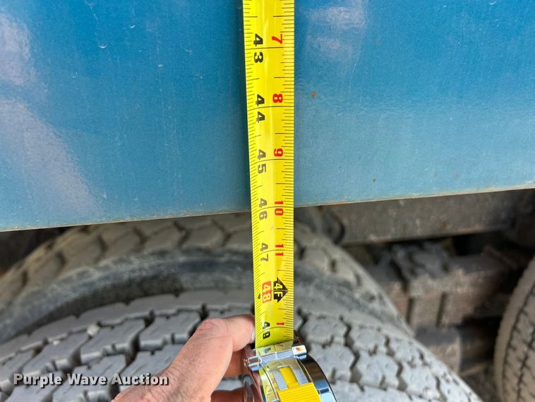 image for item ET3107 1998 International 2500 GLR dump truck