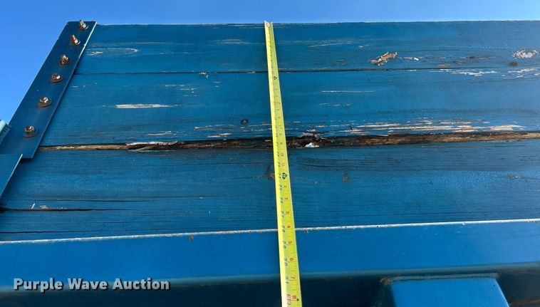 image for item ET3107 1998 International 2500 GLR dump truck