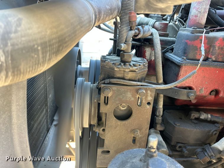 image for item ET3107 1998 International 2500 GLR dump truck