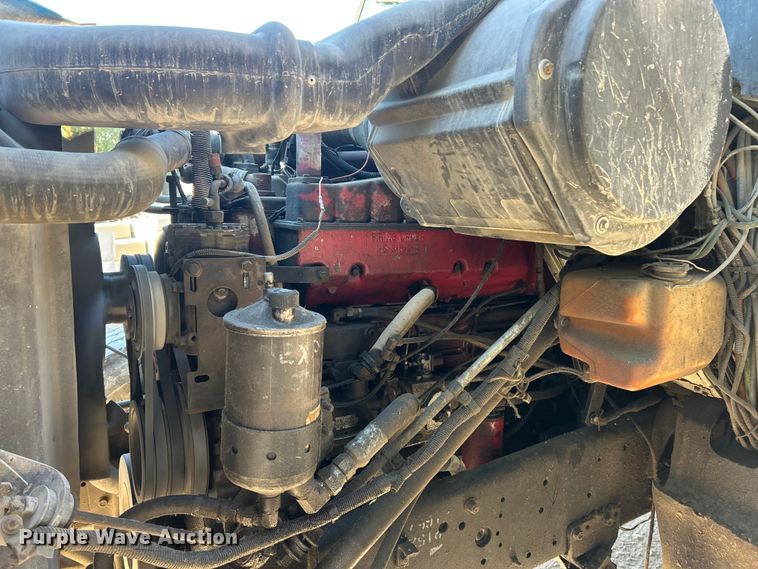 image for item ET3107 1998 International 2500 GLR dump truck