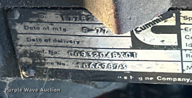 image for item ET3107 1998 International 2500 GLR dump truck