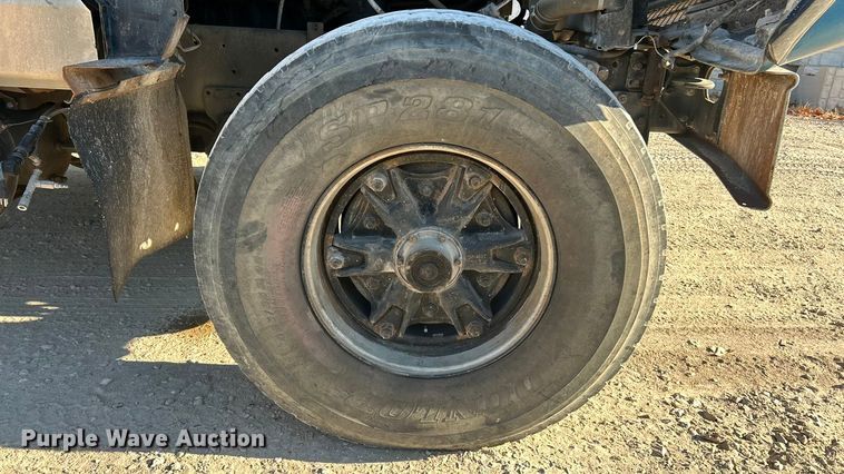 image for item ET3107 1998 International 2500 GLR dump truck