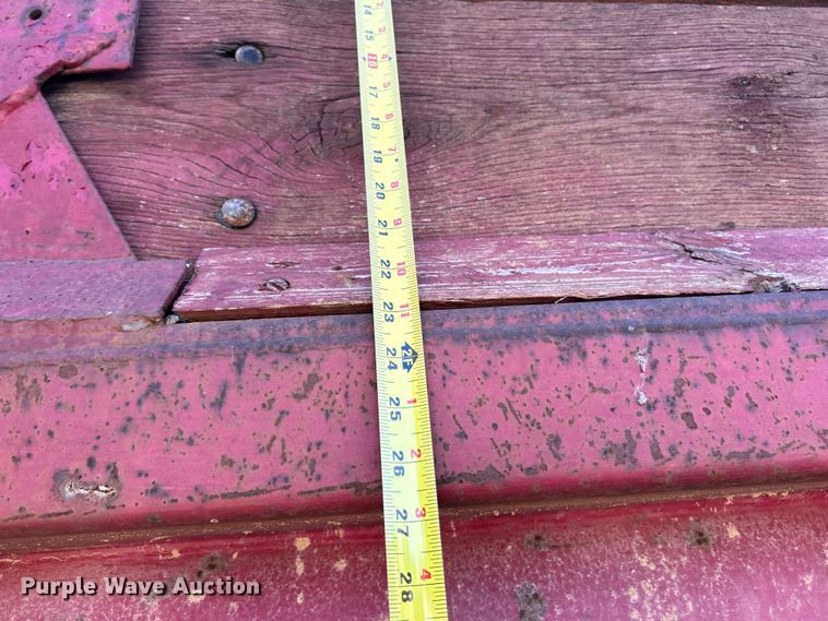 image for item ET3108 1995 Mack DM688S dump truck