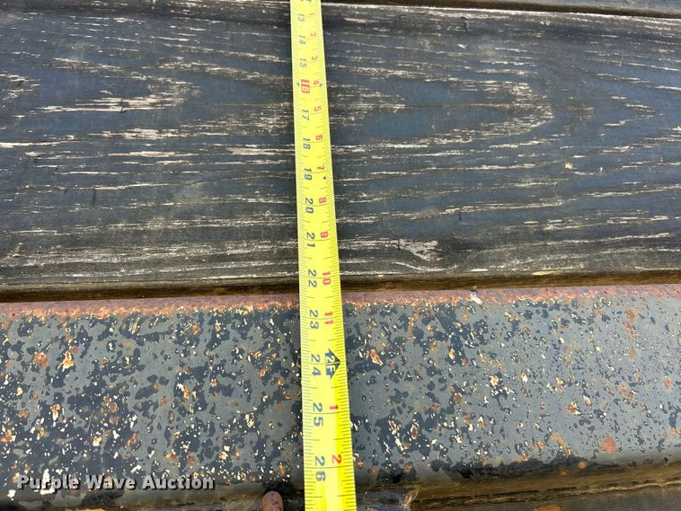 image for item ET3109 1999 International Paystar 5000 dump truck