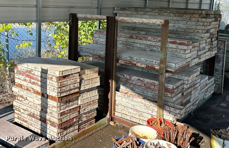 image for item ET3121 Symons concrete forms