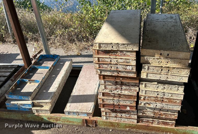 image for item ET3121 Symons concrete forms