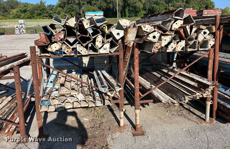 image for item ET3121 Symons concrete forms