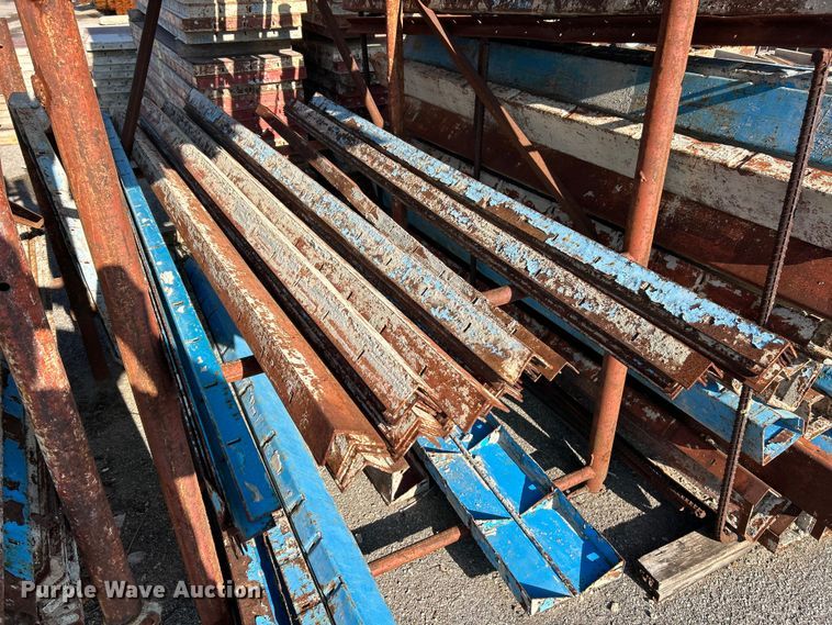 image for item ET3121 Symons concrete forms