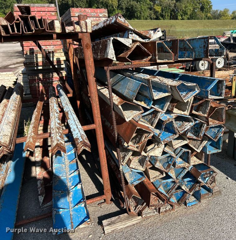 image for item ET3121 Symons concrete forms