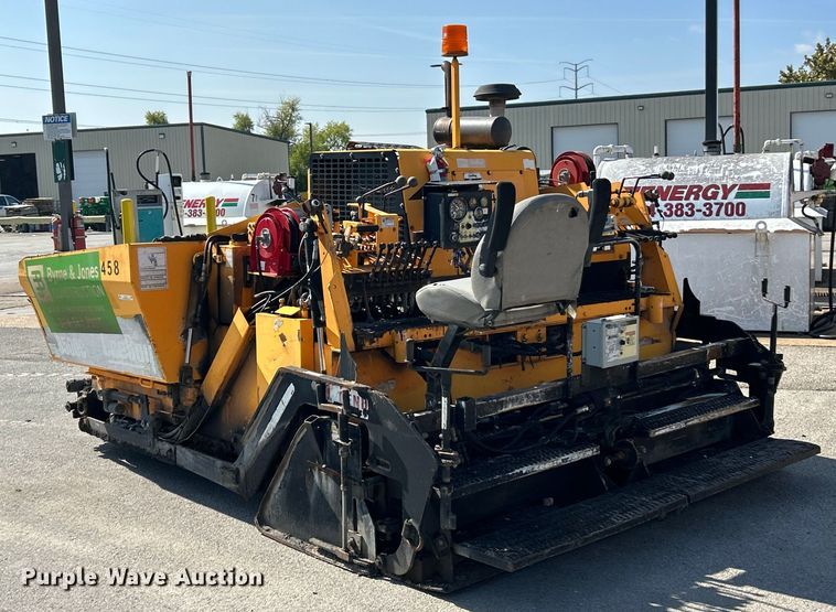 image for item ET3124 2014 Lee-Boy 8500T paver