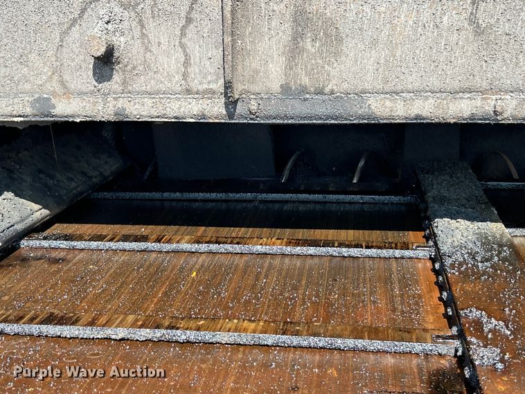 image for item ET3124 2014 Lee-Boy 8500T paver