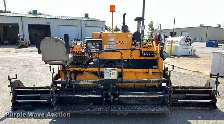 image for item ET3124 2014 Lee-Boy 8500T paver