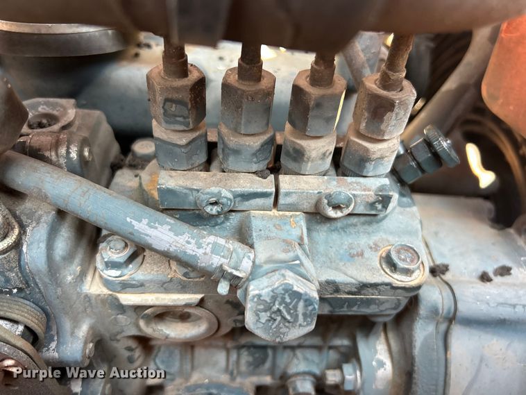 image for item ET3124 2014 Lee-Boy 8500T paver