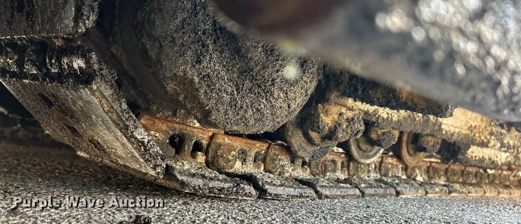 image for item ET3124 2014 Lee-Boy 8500T paver