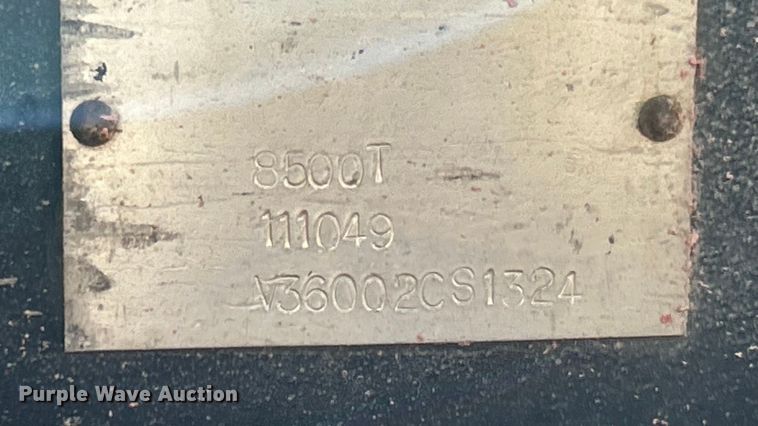 image for item ET3124 2014 Lee-Boy 8500T paver