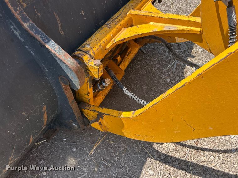 image for item ET3126 2000 JCB 407 wheel loader