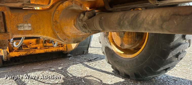 image for item ET3126 2000 JCB 407 wheel loader