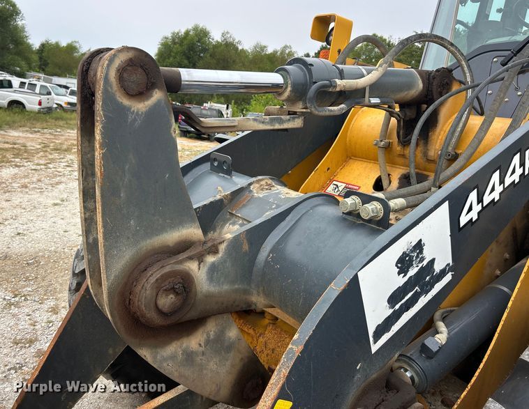 image for item ET3132 2018 John Deere 444K wheel loader