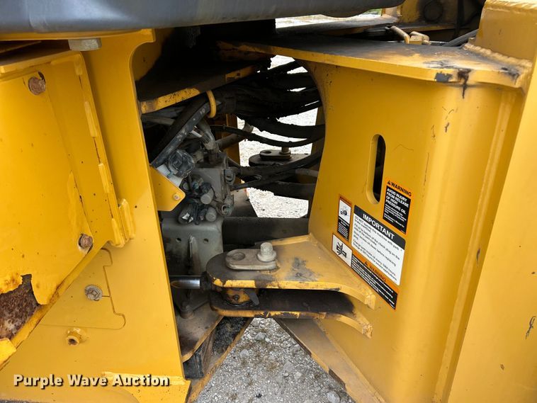 image for item ET3132 2018 John Deere 444K wheel loader