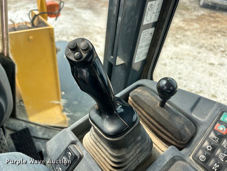 image for item ET3132 2018 John Deere 444K wheel loader