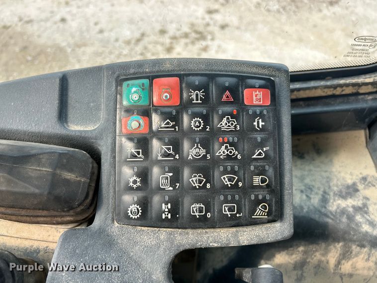 image for item ET3132 2018 John Deere 444K wheel loader