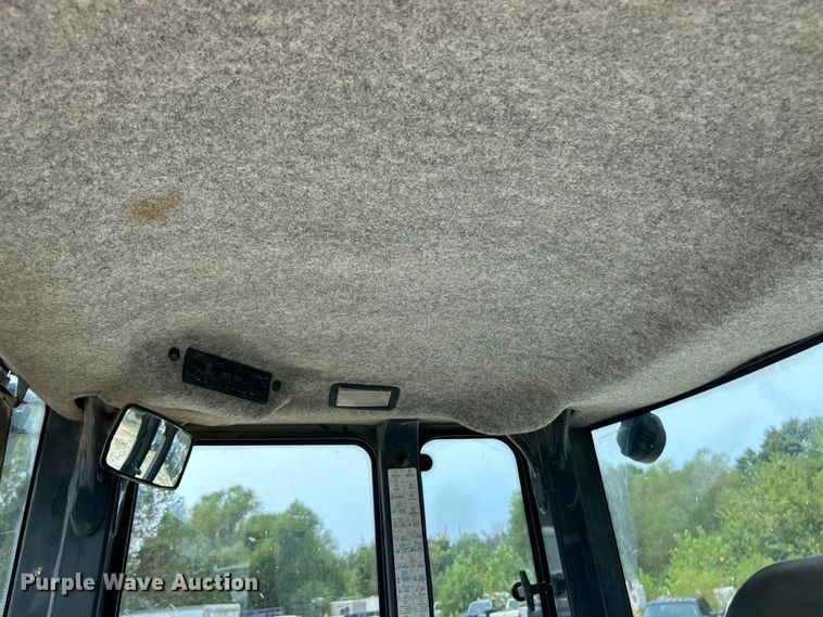 image for item ET3132 2018 John Deere 444K wheel loader