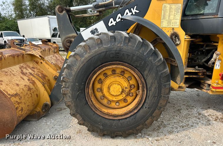 image for item ET3132 2018 John Deere 444K wheel loader