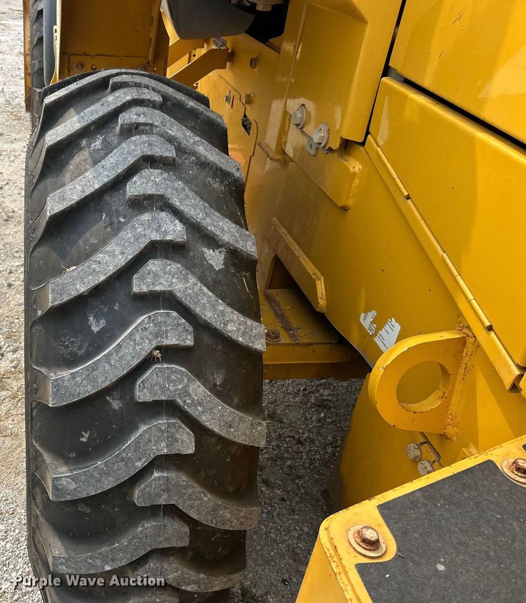 image for item ET3132 2018 John Deere 444K wheel loader